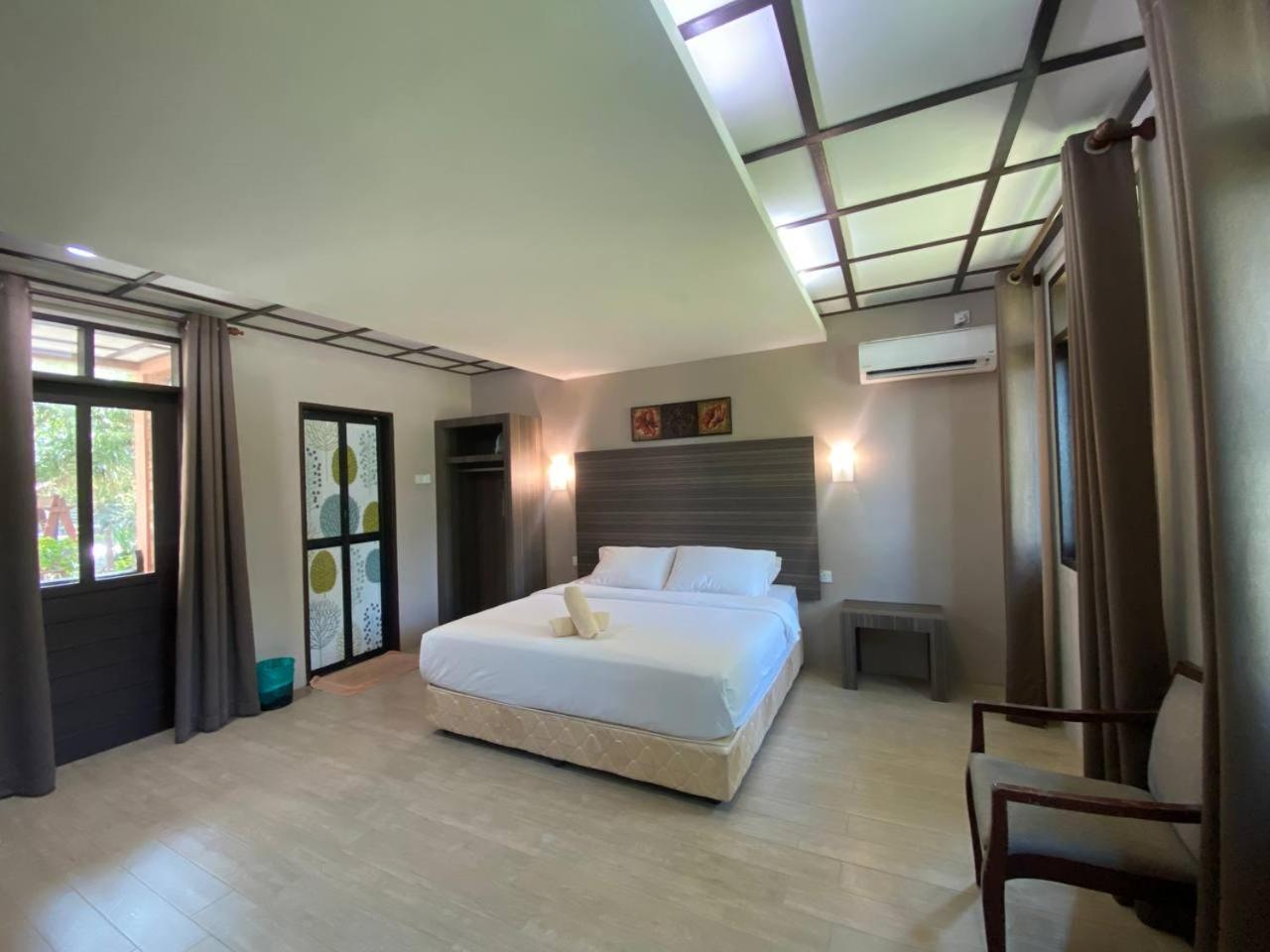 Pandan Laut Beach Resort Kampung Penarik Zewnętrze zdjęcie